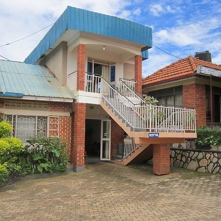 Keba Inn Lyamutundwe Dış mekan fotoğraf