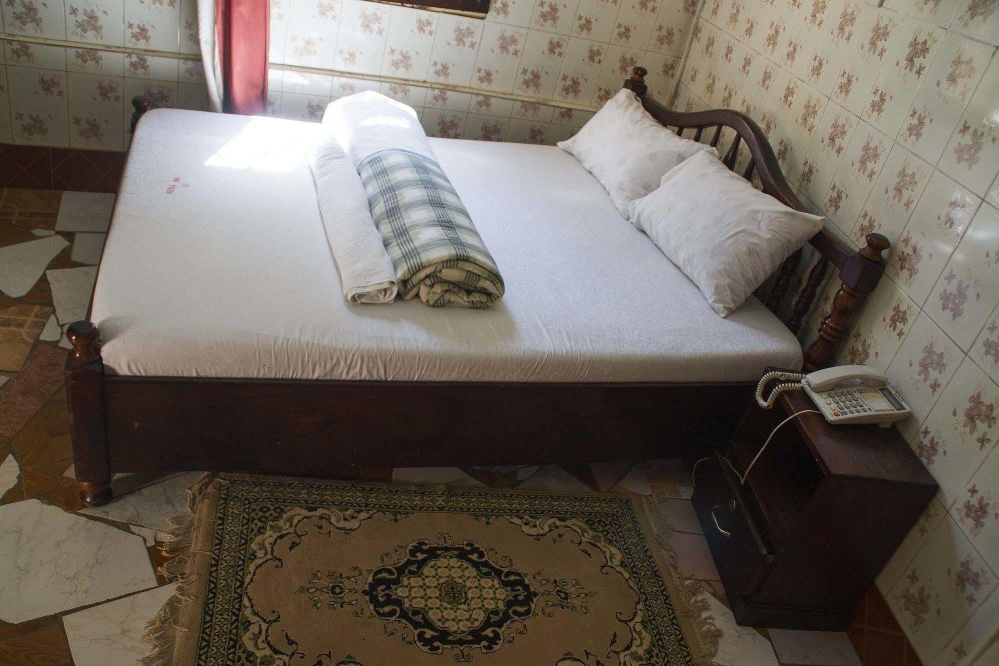 Keba Inn Lyamutundwe Dış mekan fotoğraf